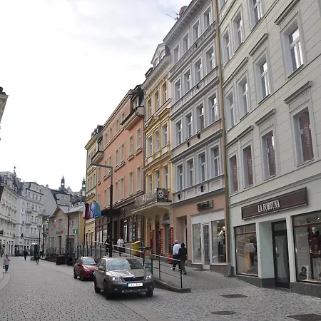 Lukas Apartment